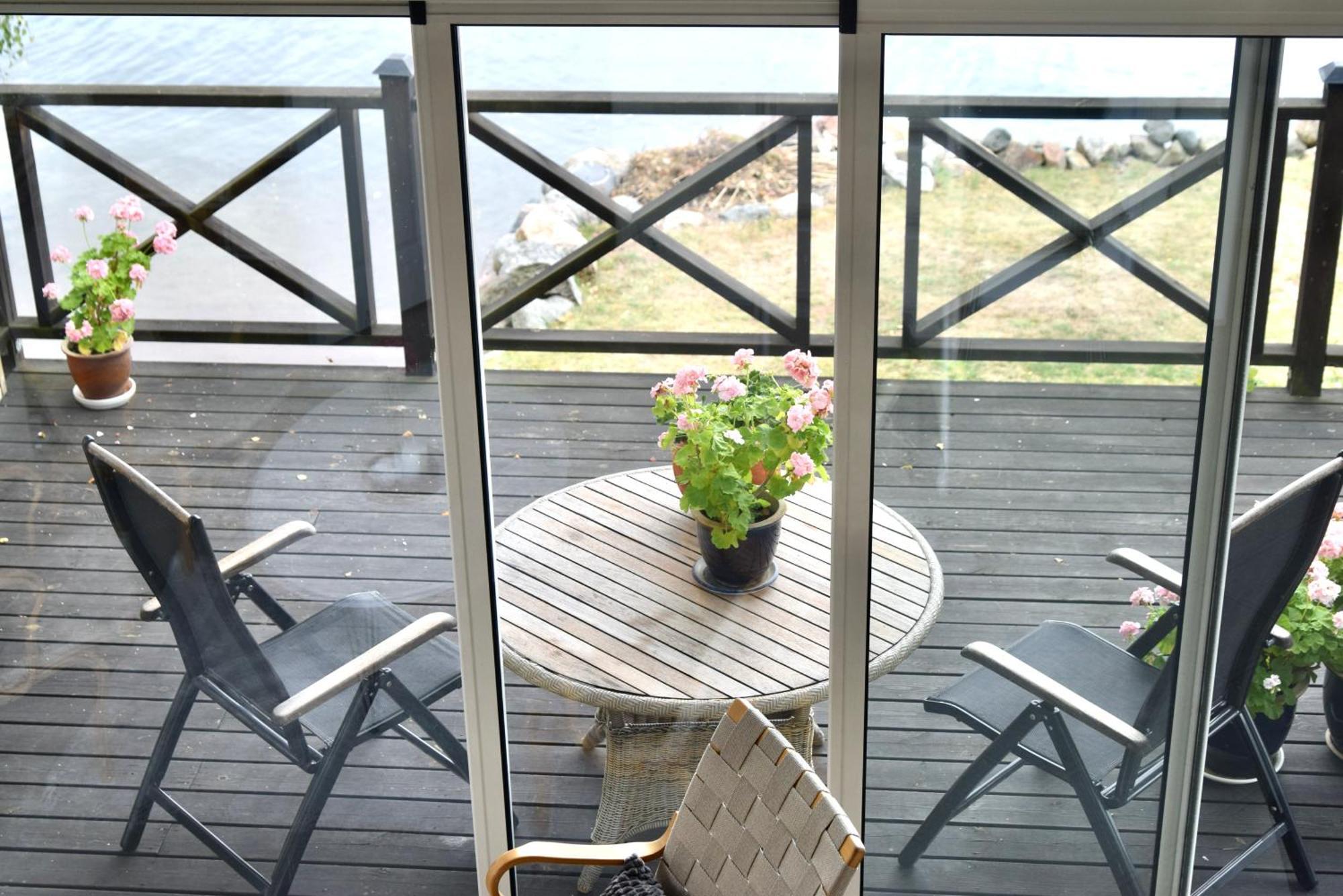 Åkersberga Sjoestuga/Gaesthus I Skaergarden. מראה חיצוני תמונה